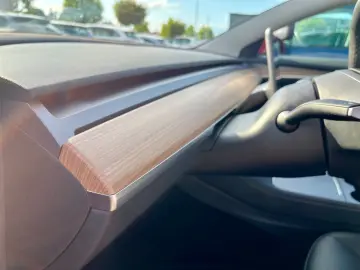 TESLA Model 3 Performance Dual AWD
