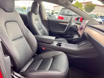TESLA Model 3 Performance Dual AWD