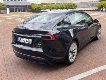 TESLA Model 3 LR AWD