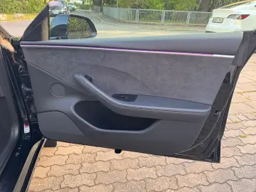 TESLA Model 3 LR AWD