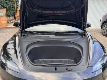 TESLA Model 3 LR AWD