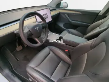 TESLA Model Y Long Range Dual Motor