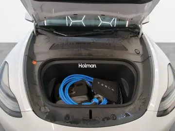 TESLA Model Y Long Range Dual Motor