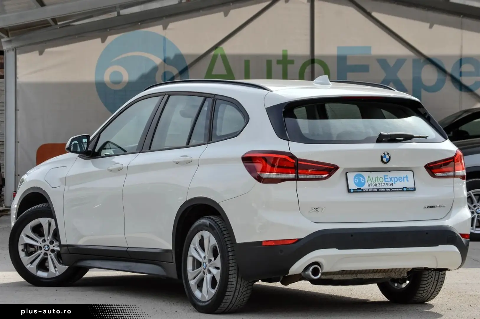 2021 BMW X1 xDrive25e Plug-in Hybrid   220 CP   Automată   R