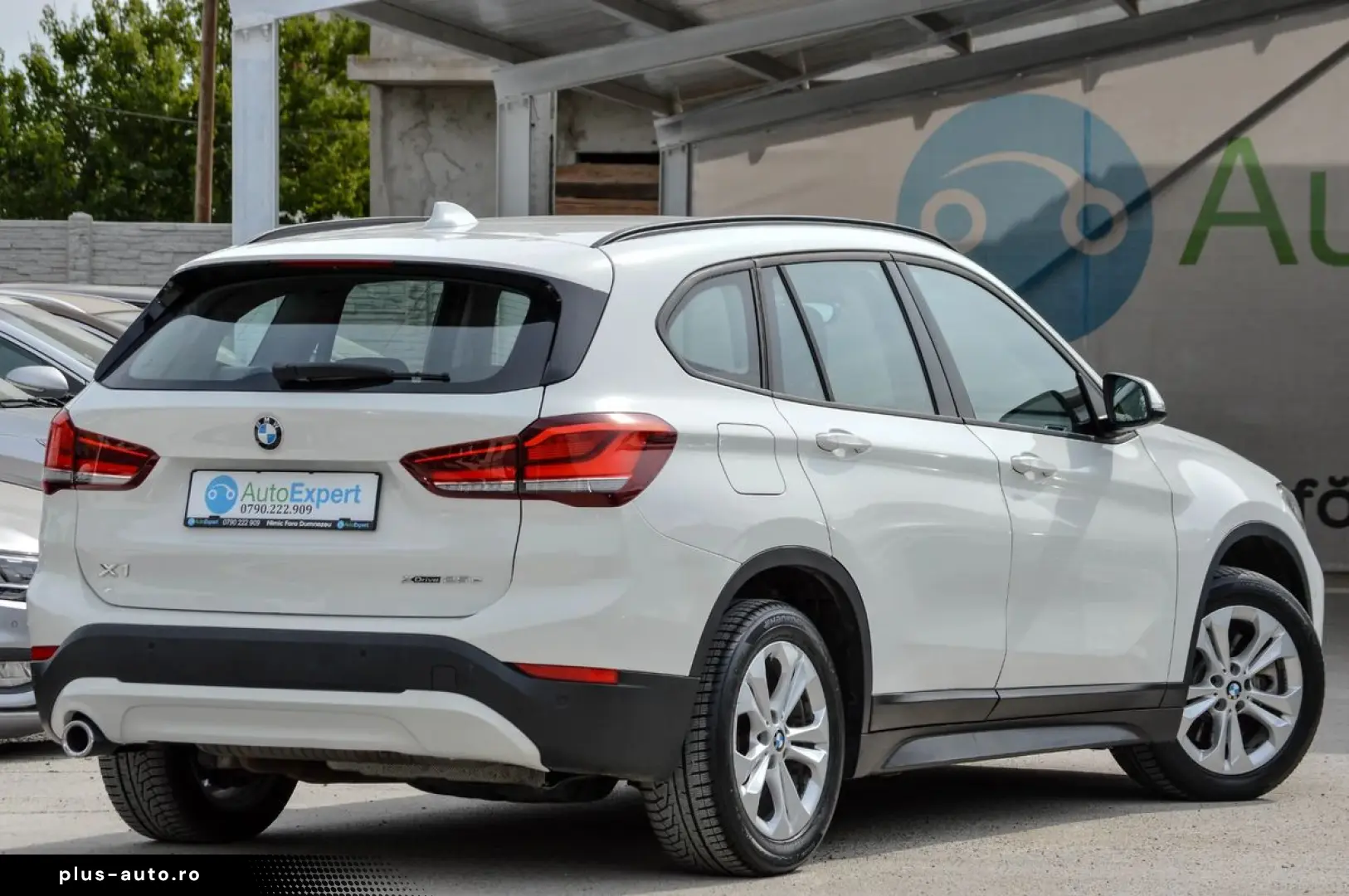 2021 BMW X1 xDrive25e Plug-in Hybrid   220 CP   Automată   R