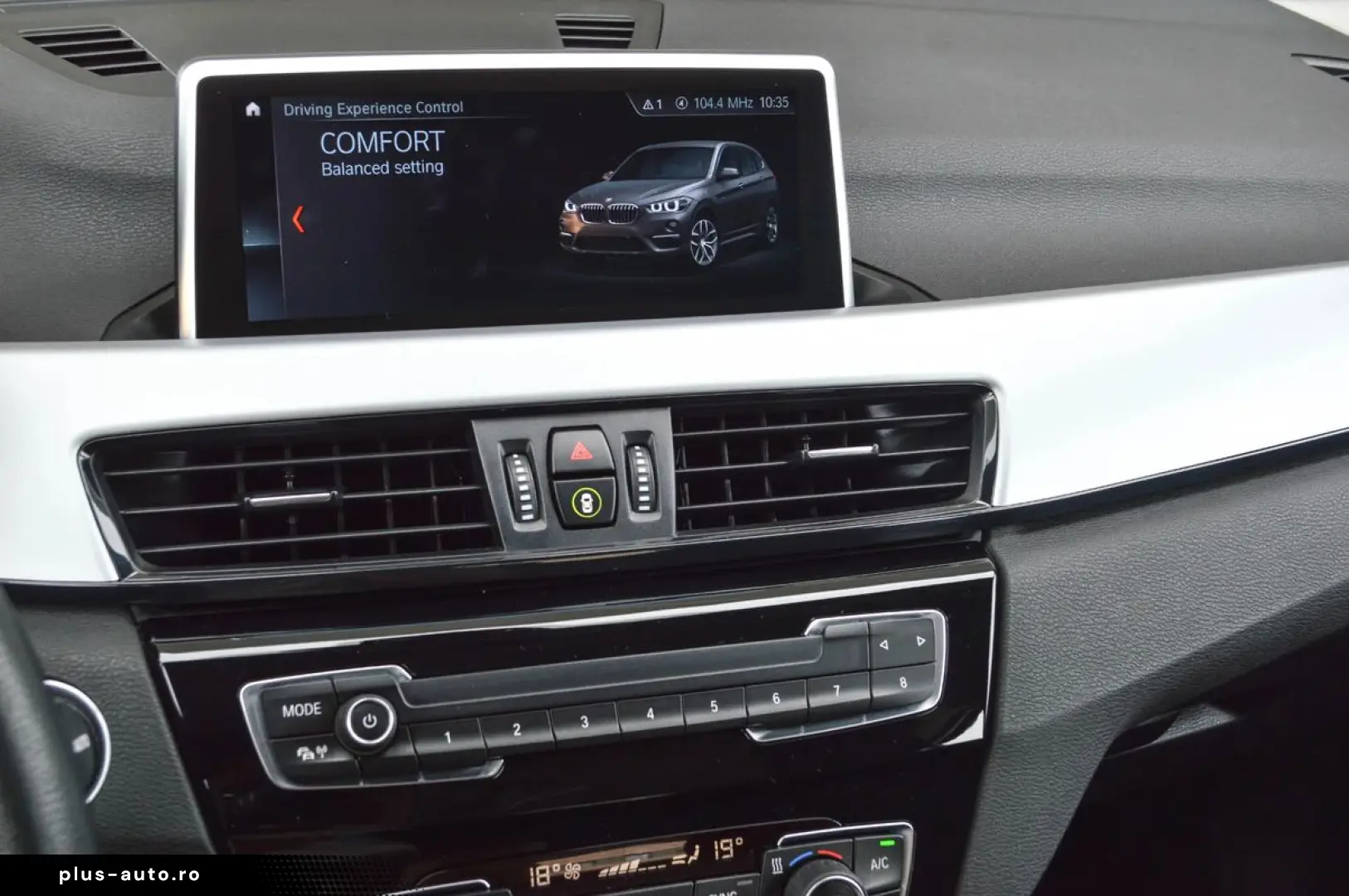 2021 BMW X1 xDrive25e Plug-in Hybrid   220 CP   Automată   R