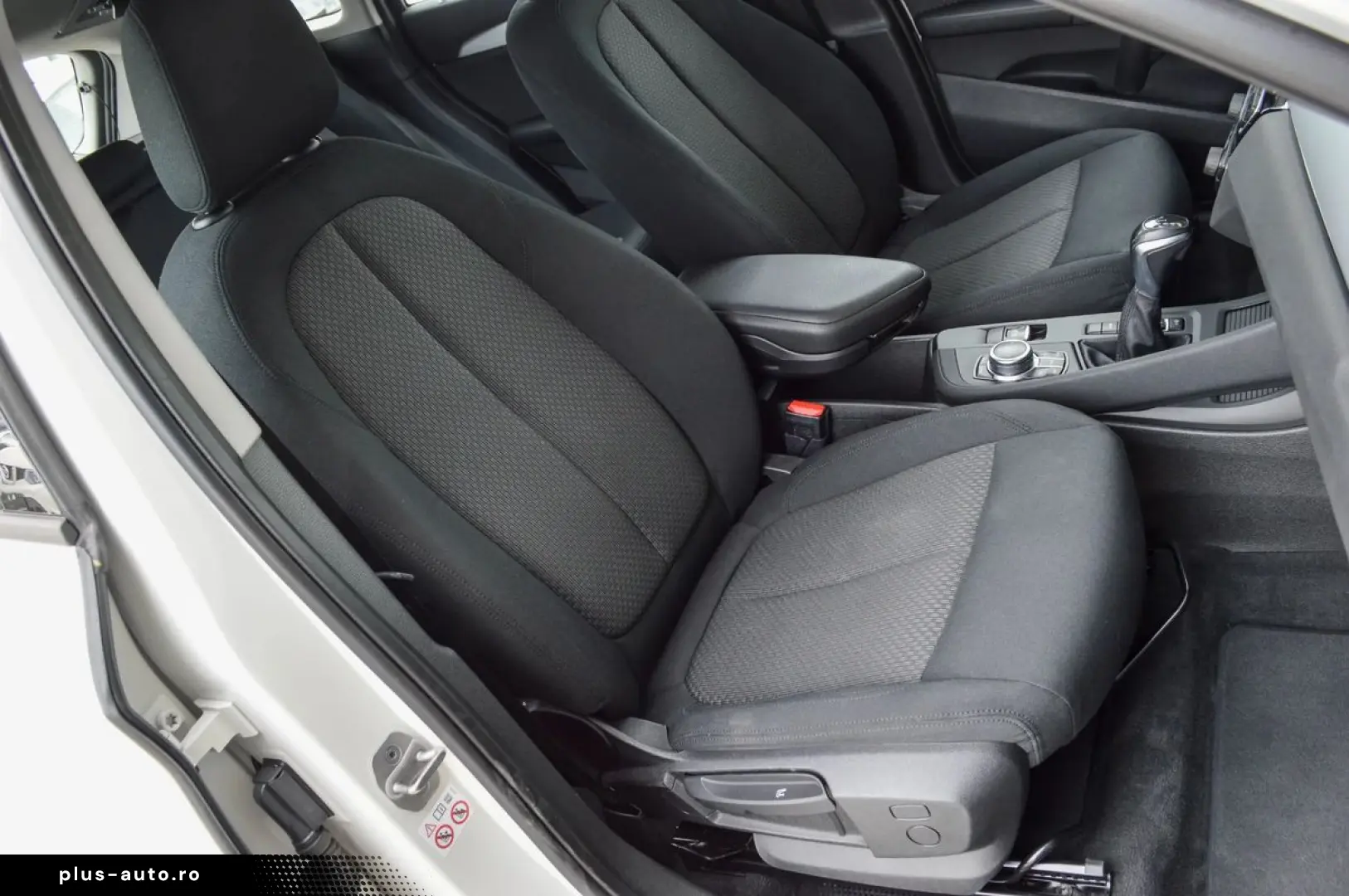 2021 BMW X1 xDrive25e Plug-in Hybrid   220 CP   Automată   R