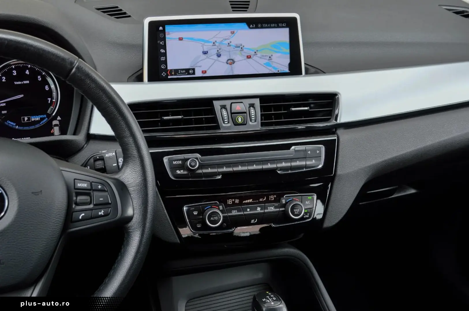 2021 BMW X1 xDrive25e Plug-in Hybrid   220 CP   Automată   R