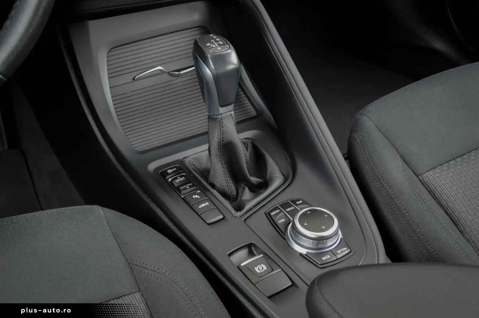 2021 BMW X1 xDrive25e Plug-in Hybrid   220 CP   Automată   R