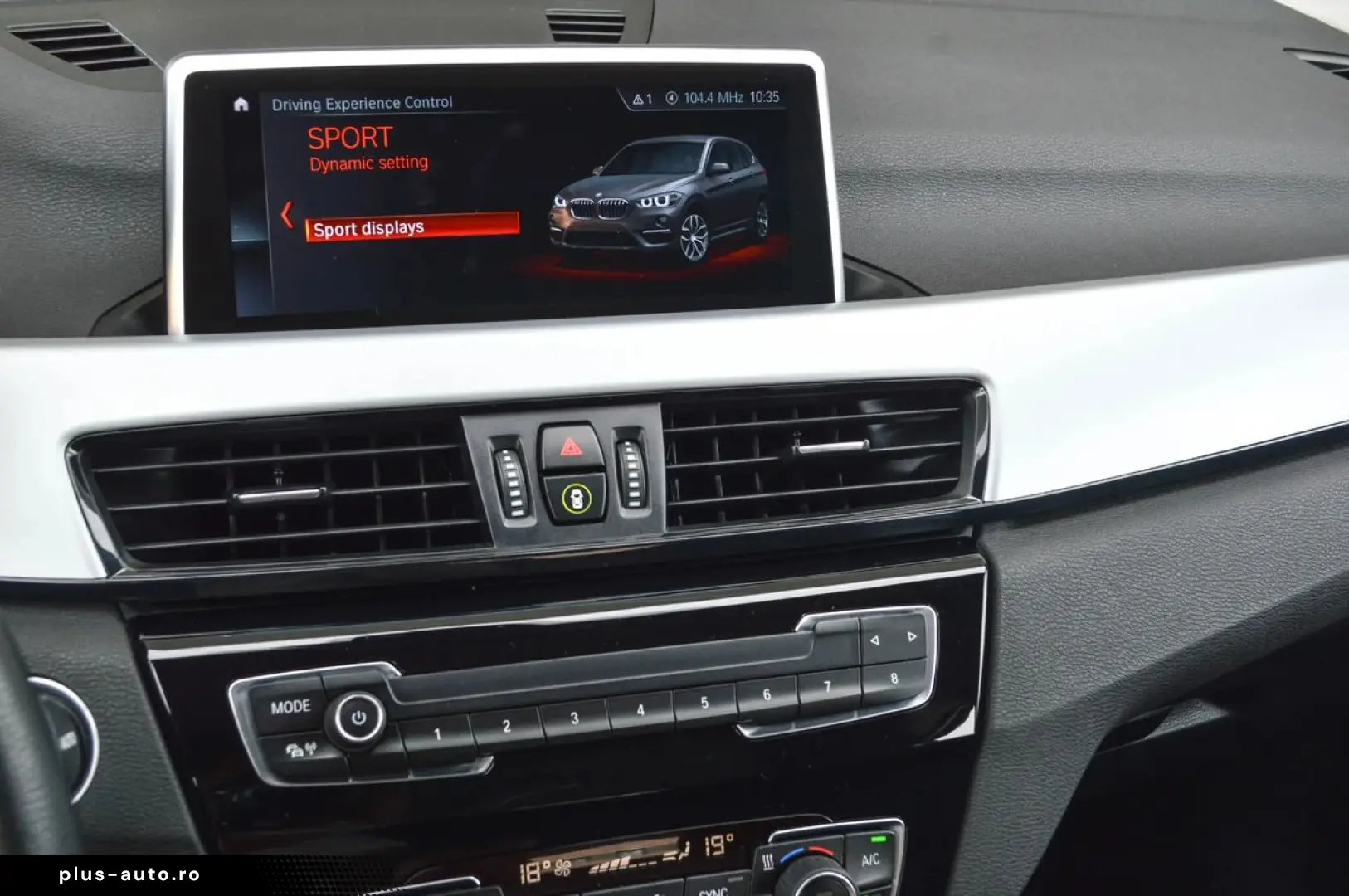 2021 BMW X1 xDrive25e Plug-in Hybrid   220 CP   Automată   R