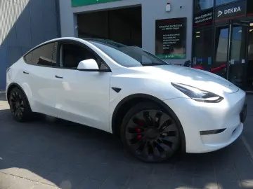 TESLA Model Y Performance Dual AWD LED 21ZOLL AUTOPILO