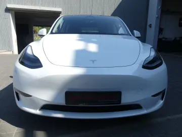 TESLA Model Y Performance Dual AWD