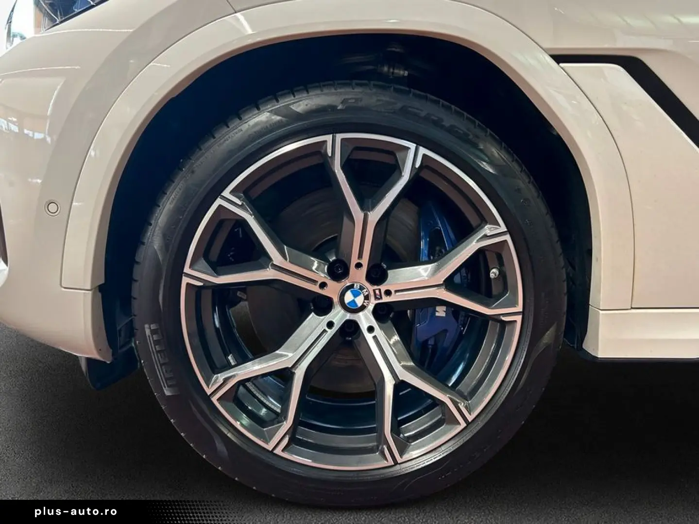 BMW X6 xDr40d MSpo AirSusp 360 Laser