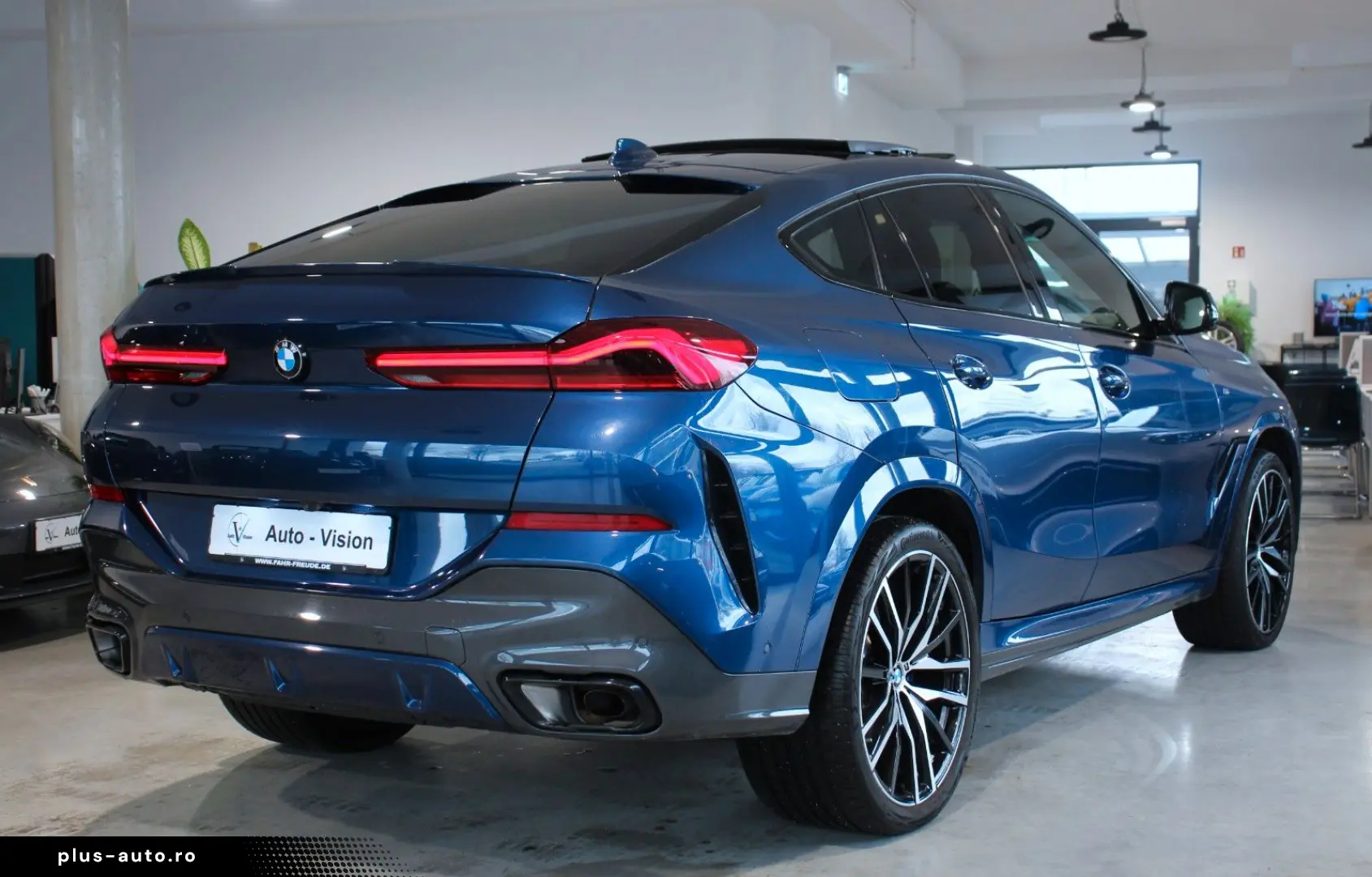 BMW X6 xDr40d MSpo IcGlow 360 H&K DAProf Sunroof