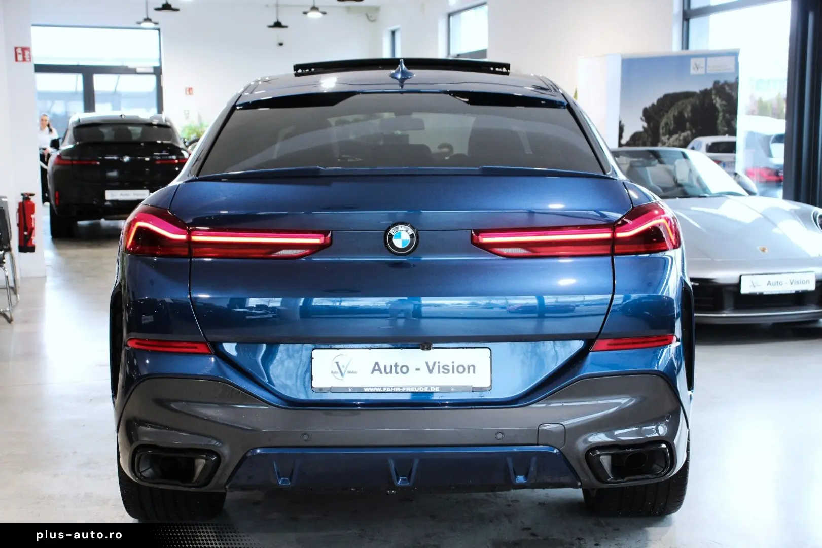 BMW X6 xDr40d MSpo IcGlow 360 H&K DAProf Sunroof