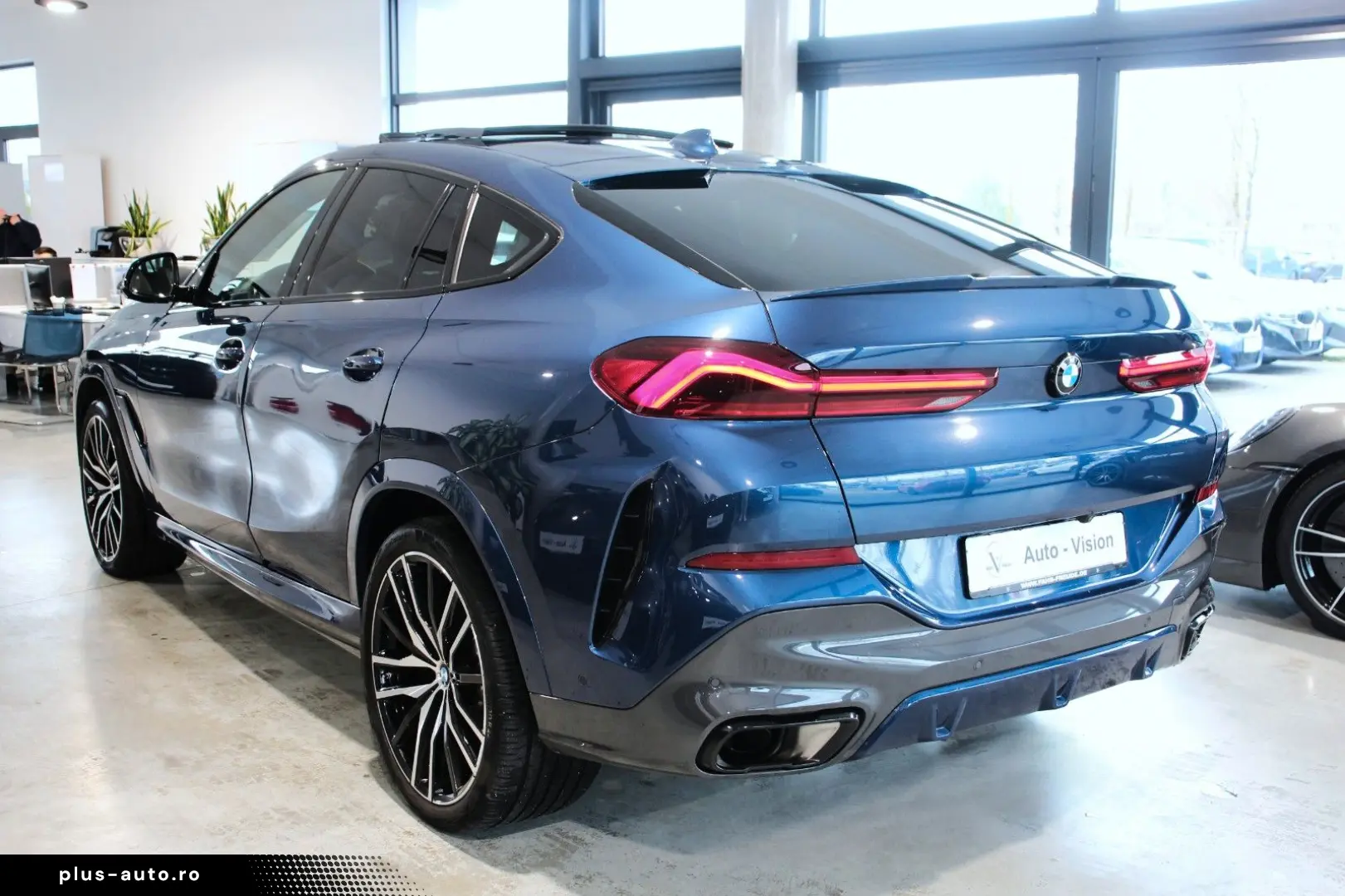 BMW X6 xDr40d MSpo IcGlow 360 H&K DAProf Sunroof