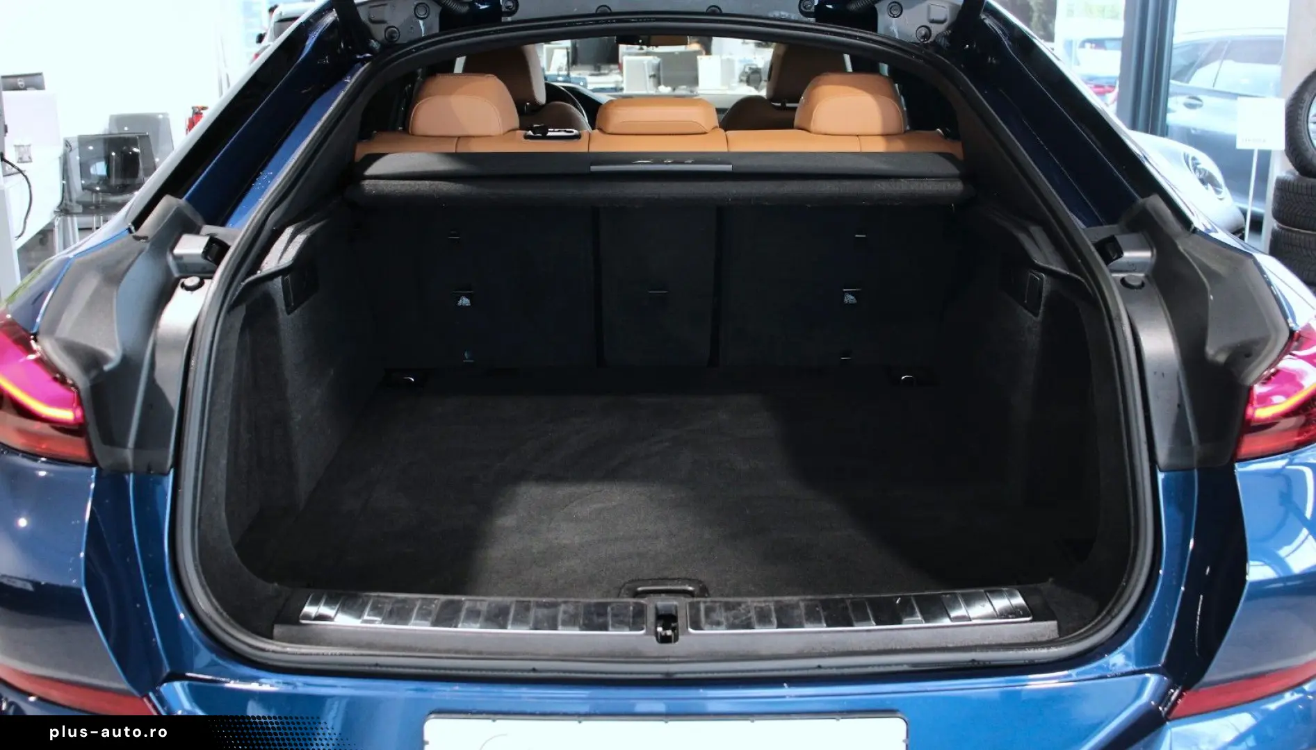 BMW X6 xDr40d MSpo IcGlow 360 H&K DAProf Sunroof