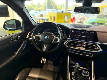 BMW X6 xDr40d MSpo SkyLounge IcGlow Ventil 360 DisplayKey