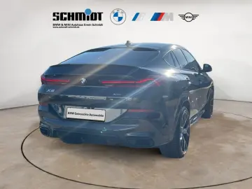 BMW X6 xDr40d MSpo Ventil DisplKey DAProf 360 H&K