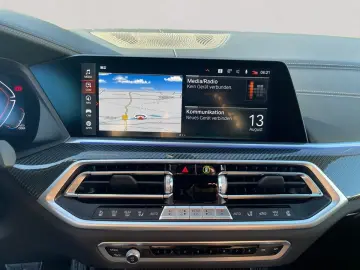 BMW X6 xDr40d MSpo Ventil DisplKey DAProf 360 H&K