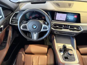BMW BMW X6 xDr40i MSpo DisplayKey 4ZClima DAProf 360 IAS