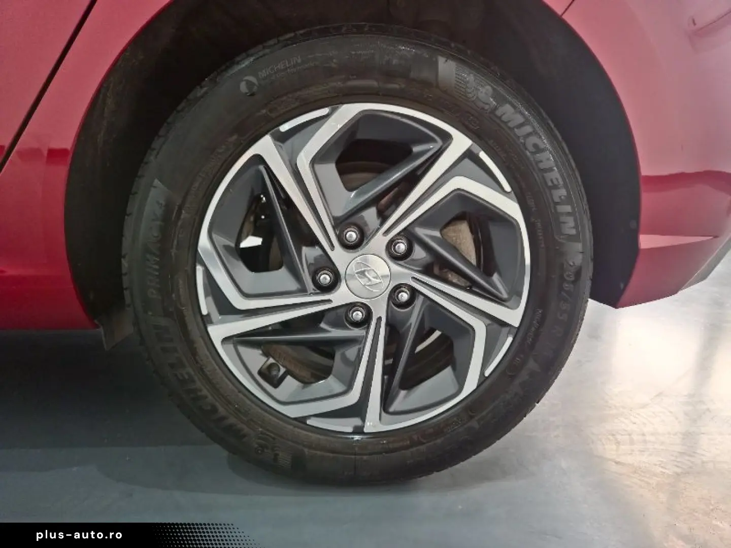 HYUNDAI I30 1.5 160CP Fastback Highway
