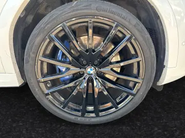 BMW X6 xDr40d MSpo Massage Ventil SoftClose IcGlow 360