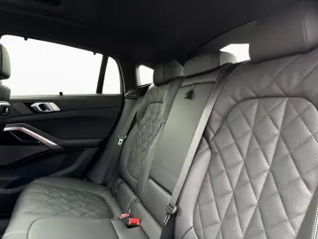 BMW X6 xDr30d MSpo Massage Ventil SoftClo 360 AuxHeat