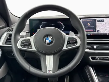 BMW X6 xDr30d MSpo Massage Ventil SoftClo 360 AuxHeat