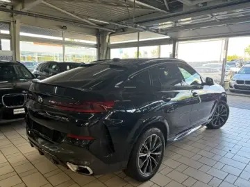 BMW X6 xDr30d MSpo IcGlow Massage Ventil SoftClo AuxHeat