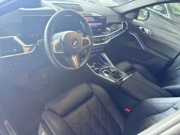 BMW X6 xDr30d MSpo IcGlow Massage Ventil SoftClo AuxHeat