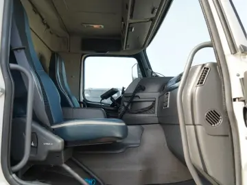 VOLVO FMX 410   8x4   GRUSZKA   BETONOMIESZARKA   LIEB