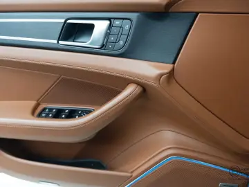 PORSCHE Panamera Sport 4 E-Phev Sportchrono! Platinum ed