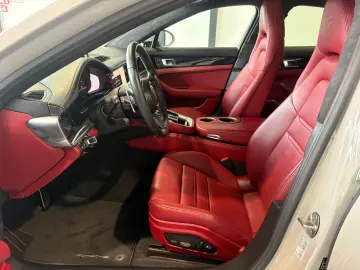 PORSCHE Panamera 4.0 GTS  360  LED Sport-Chrono