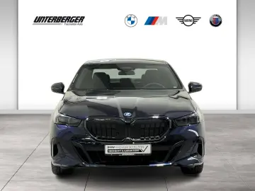 BMW 550e xDr MSpo Pro B&W AdaptiveSusp Ventil 360 DAProf