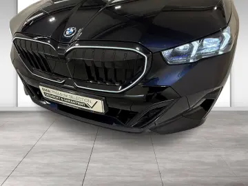 BMW 550e xDr MSpo Pro B&W AdaptiveSusp Ventil 360 DAProf