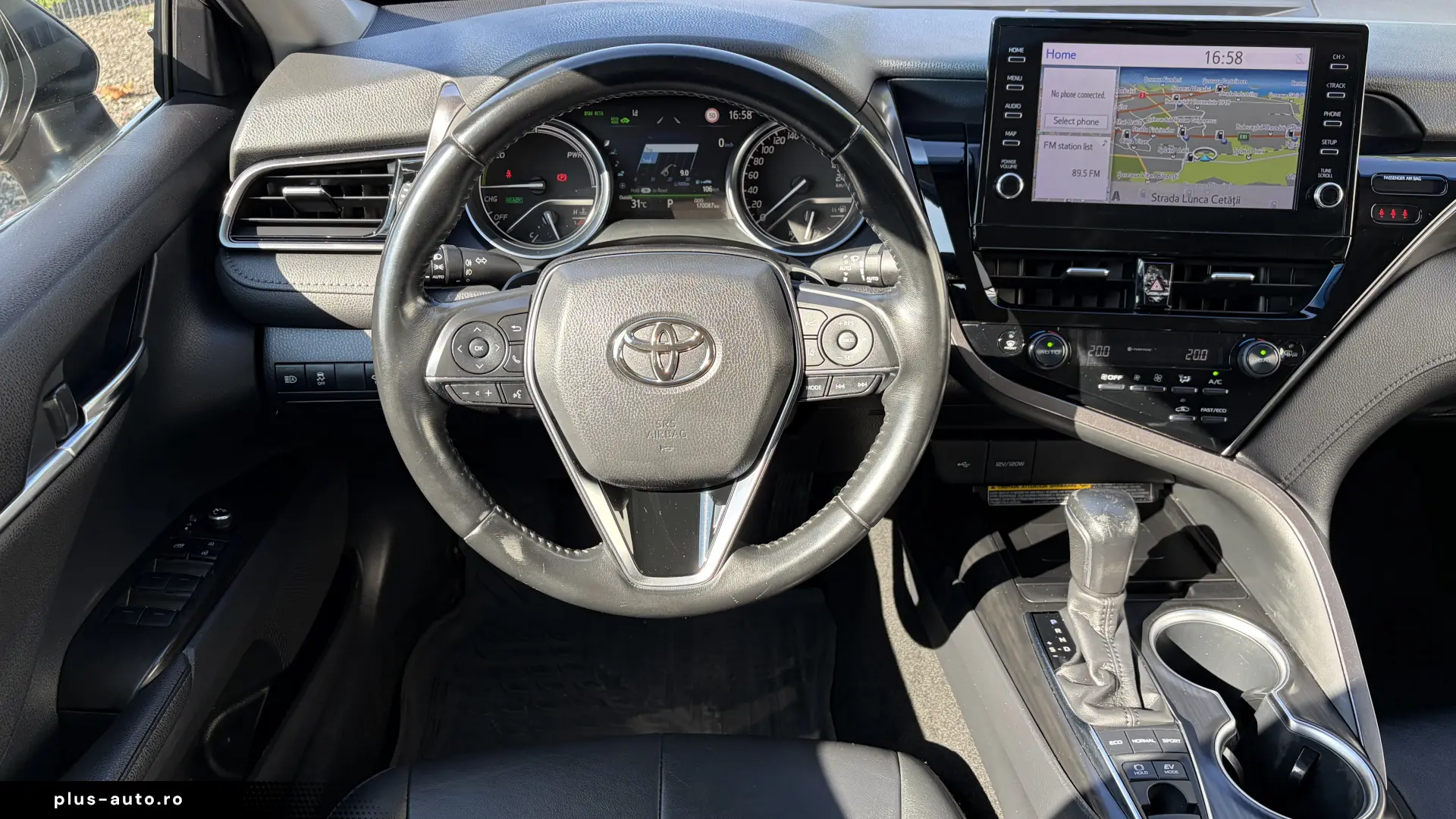 TOYOTA CAMRY