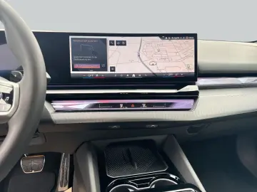 BMW 550e xDrive