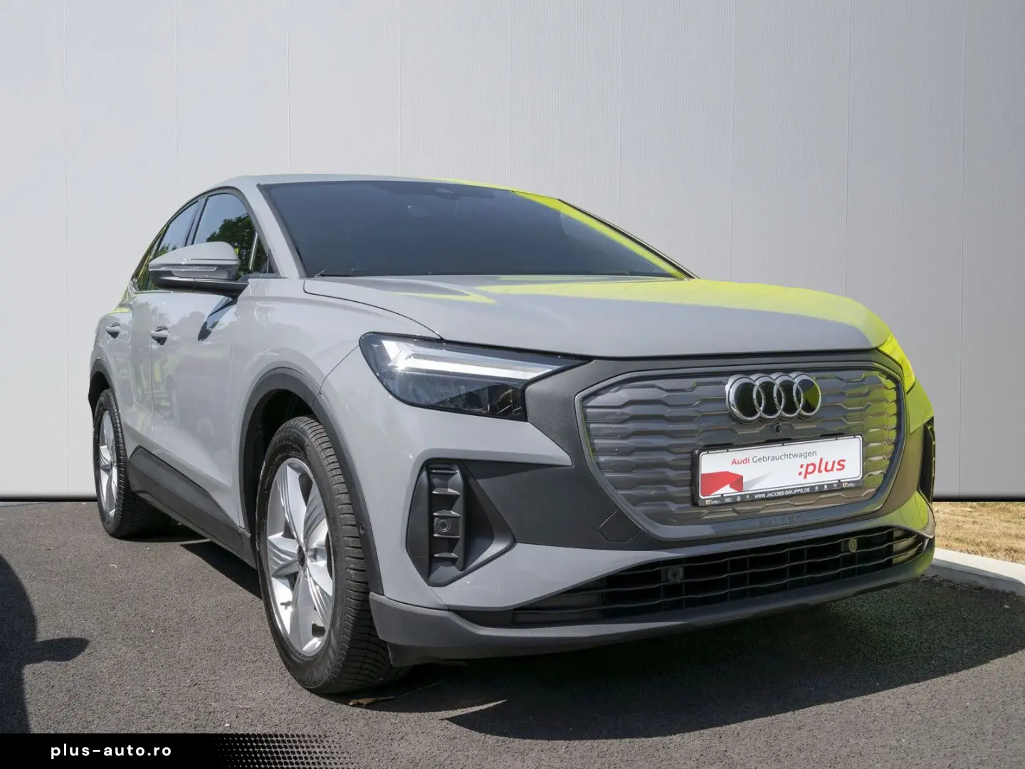 AUDI Q4 Sportback 35 e-tron Assistenzpaket Kamera Sma
