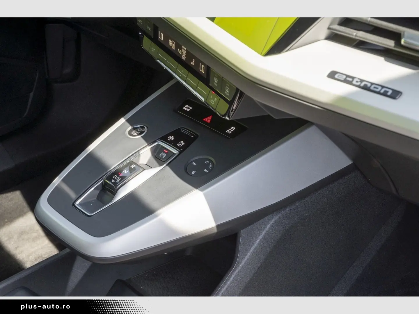 AUDI Q4 Sportback 35 e-tron Assistenzpaket Kamera Sma