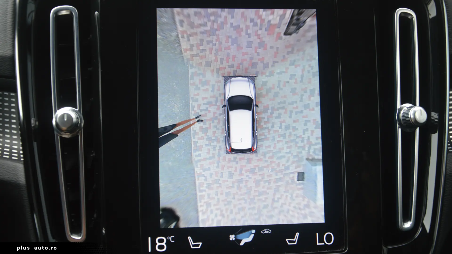 Volvo XC40  R-Design Alcantara Scaune incalzite Camere 360