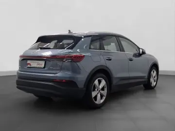 AUDI Q4 e-tron 40 Q4 e-tron 40