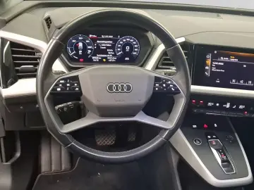 AUDI Q4 e-tron 40 Q4 e-tron 40