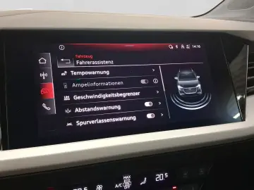 AUDI Q4 e-tron 40 Q4 e-tron 40