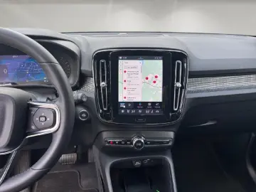 VOLVO XC40 B4 Benzin AWD Ultimate Dark