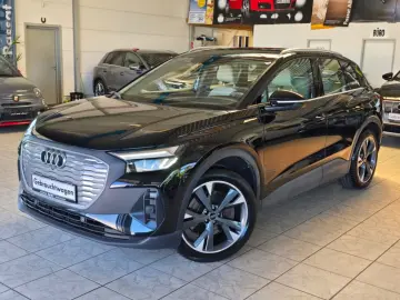 AUDI Q4 40 e-tron SONOS LEDER NAVI RFK 20 WÄRMEPUMPE