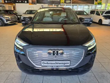 AUDI Q4 40 e-tron SONOS LEDER NAVI RFK 20 WÄRMEPUMPE