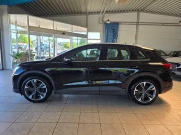 AUDI Q4 40 e-tron SONOS LEDER NAVI RFK 20 WÄRMEPUMPE