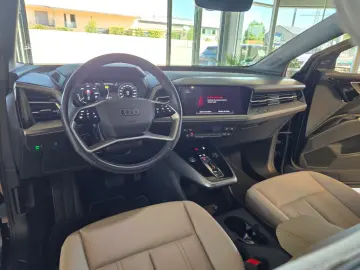 AUDI Q4 40 e-tron SONOS LEDER NAVI RFK 20 WÄRMEPUMPE