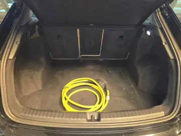 AUDI Q4 40 e-tron SONOS LEDER NAVI RFK 20 WÄRMEPUMPE
